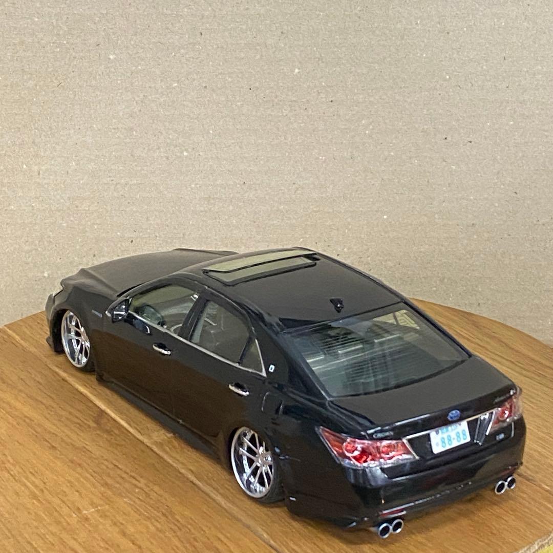 プラモデル完成品　アオシマ 1/24 214クラウンアスリート後期