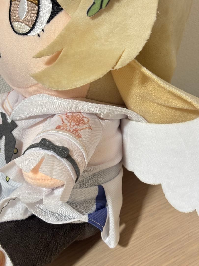 ブルーアーカイブ　　桐藤ナギサ　ぬいぐるみ