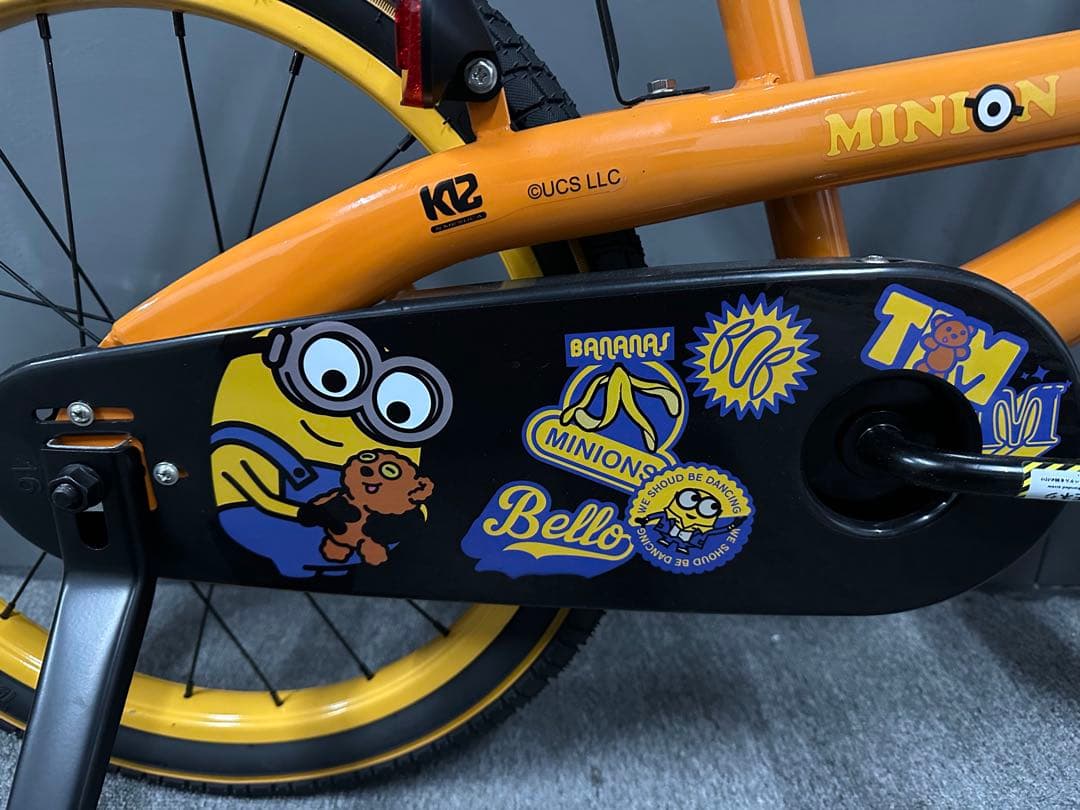 【新品・未使用】ミニオンズ 子供用自転車 18インチ 補助輪付き 正規デザイン
