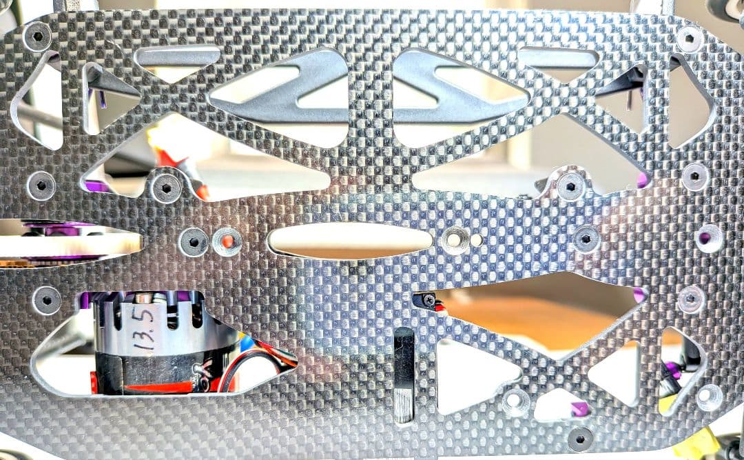 HPI cyclone TCX 未走行 シャーシ 希少