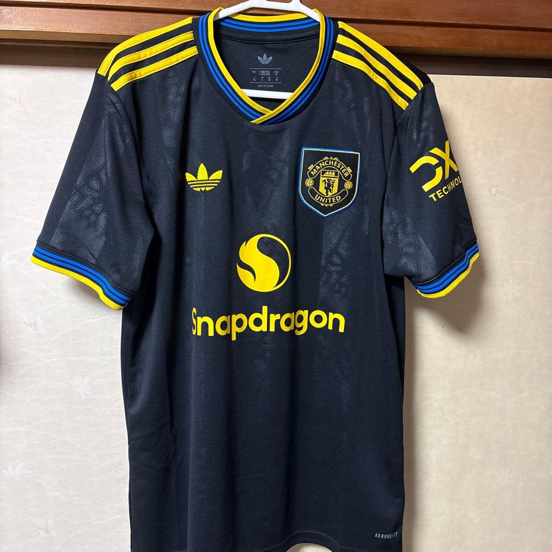 Adidas マンチェスター・ユナイテッド シャツ