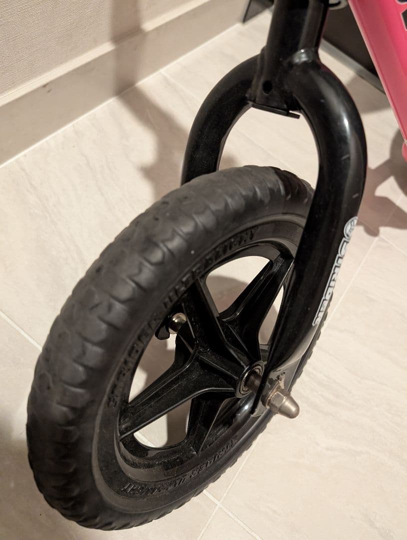 【美品】STRIDER 12　ストライダー 12インチ　ピンク