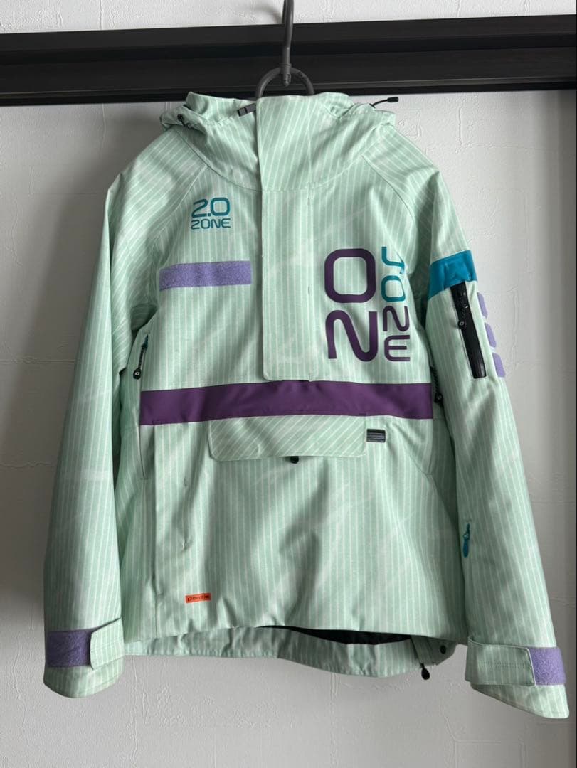 オンヨネ　スキーウェア