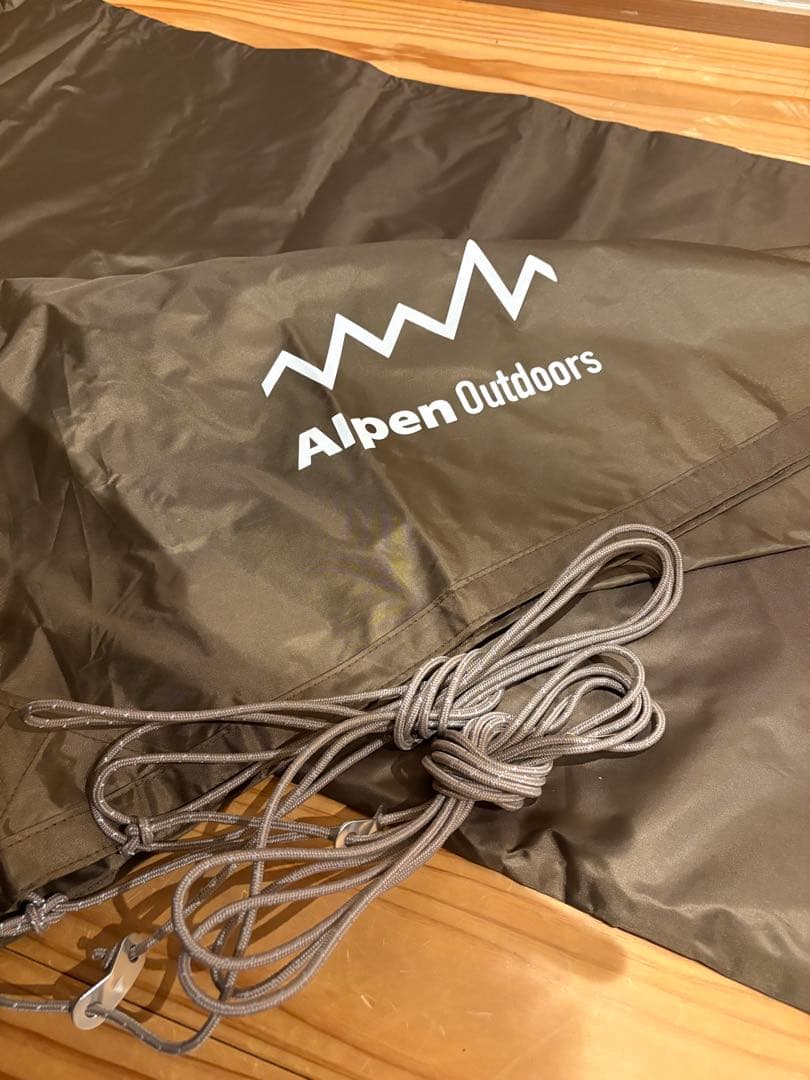 キャンプ用品　アルペンアウトドアーズ　ヘキサタープ
