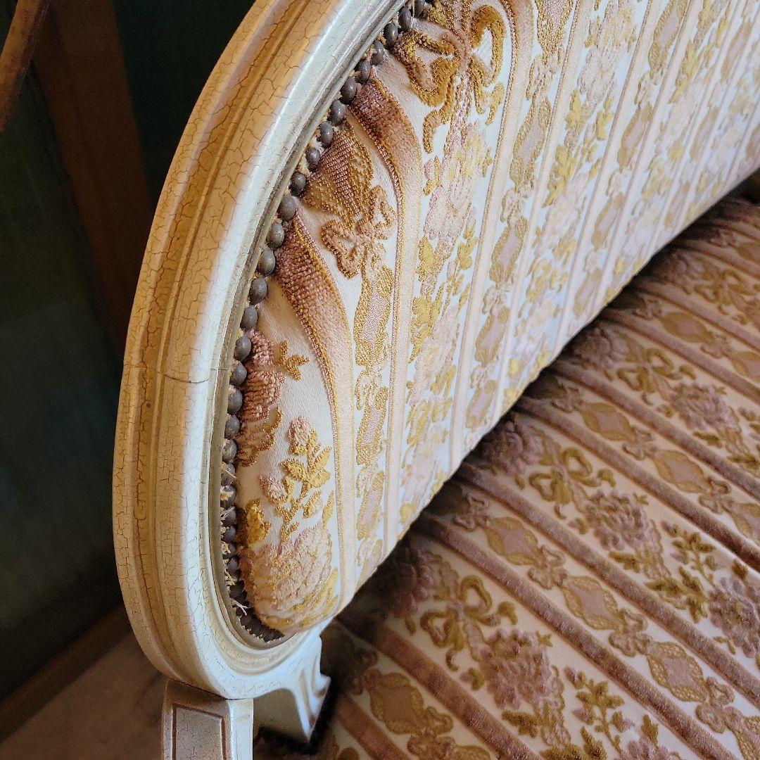 送料込み　アンティーク　フレンチスタイル ソファ ベージュ・ゴールド系