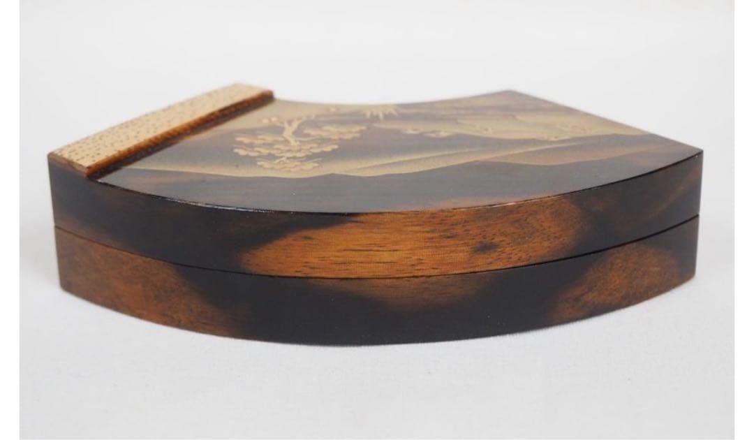 送料無料 蒔絵師　北浜風月造 銘木黒柿蒔絵扇面香合　共箱・作歴　茶道具