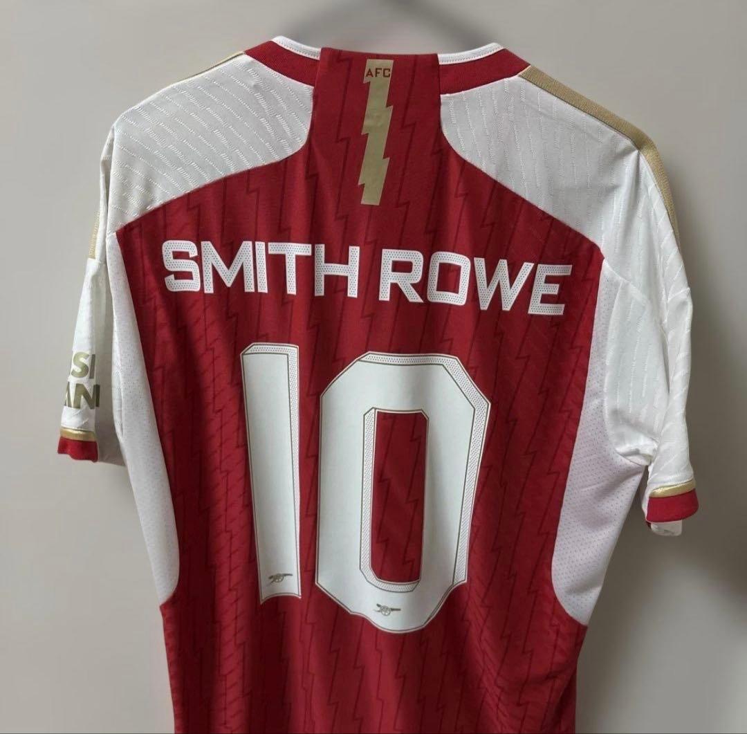 アーセナル　スミスロウ　ユニフォーム