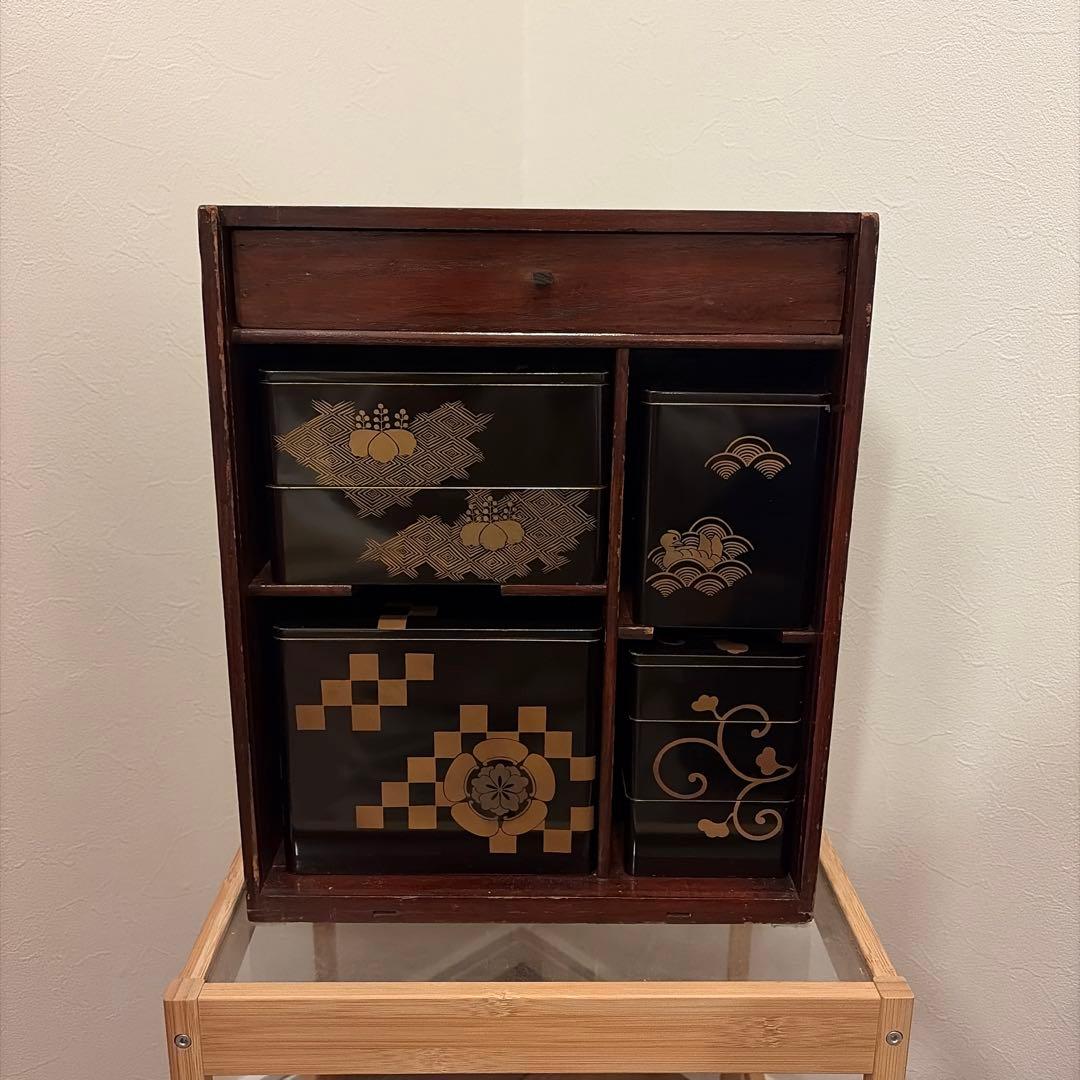 アンティーク　漆塗りお重箱セット