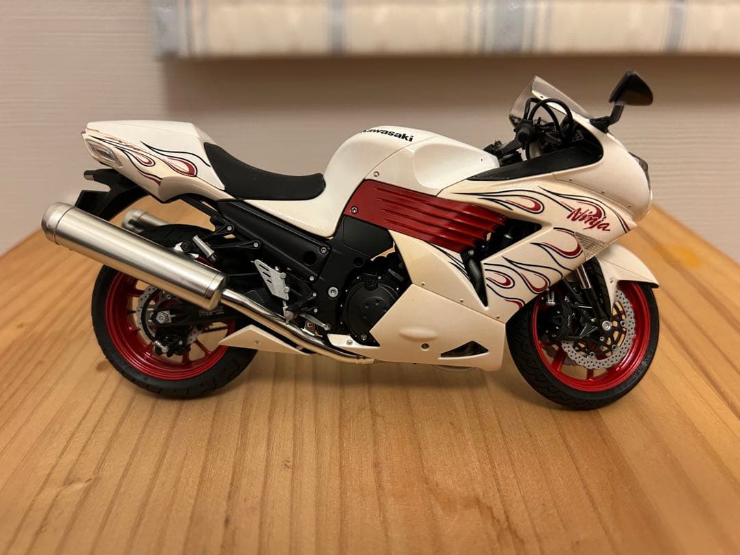 Tamiya Kawasaki Ninja ZX-14 完成モデル 1/12