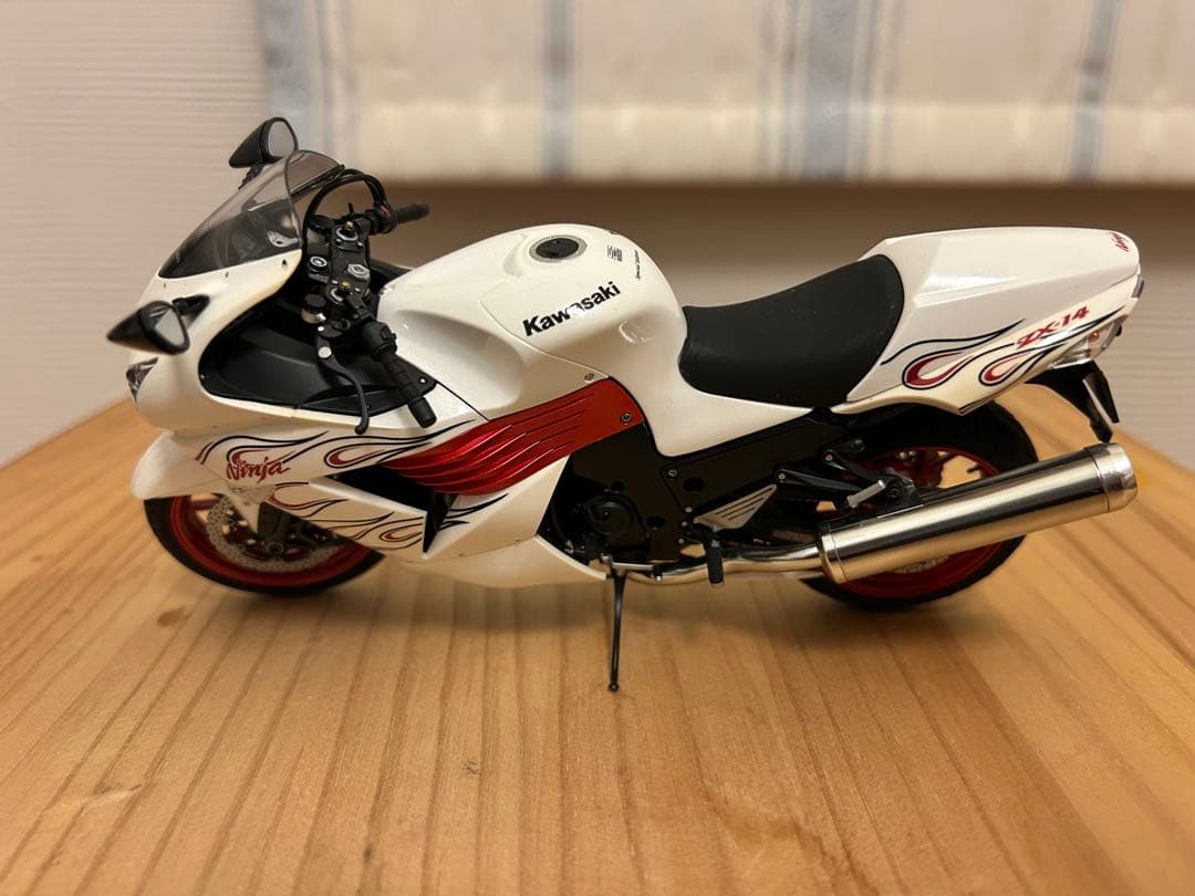 Tamiya Kawasaki Ninja ZX-14 完成モデル 1/12