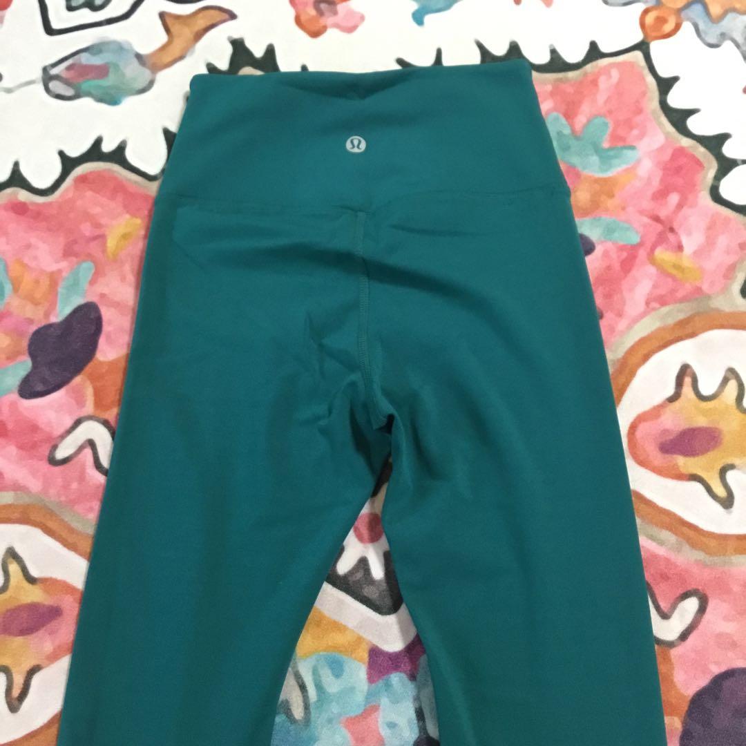 LULULEMON☆ ダークグリーン ハイウエスト レギンス
