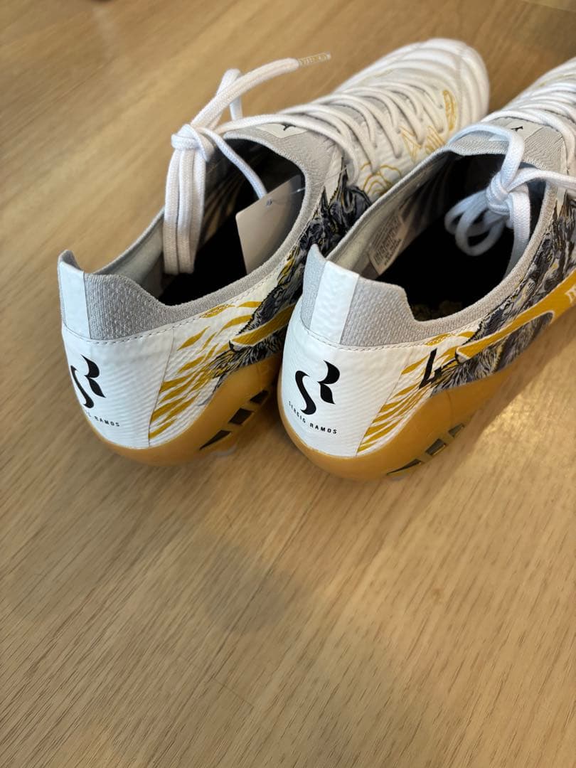 MORELIA NEO Ⅲ β SR4 ELITE 29cm