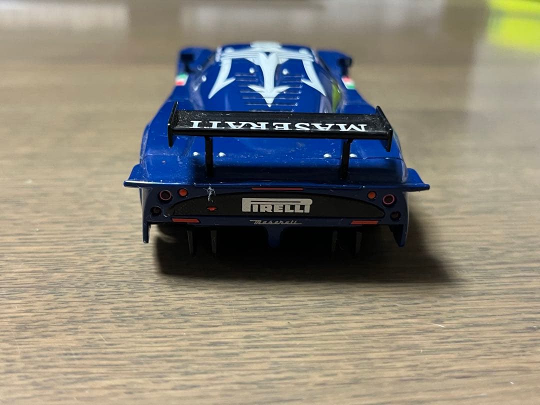 マセラティ MC12 FIA GT Imola 2004 スロットカー