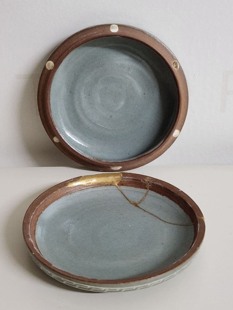 高麗青磁 　象嵌菊花紋合子　香合　蓋物　金継　李朝　骨董