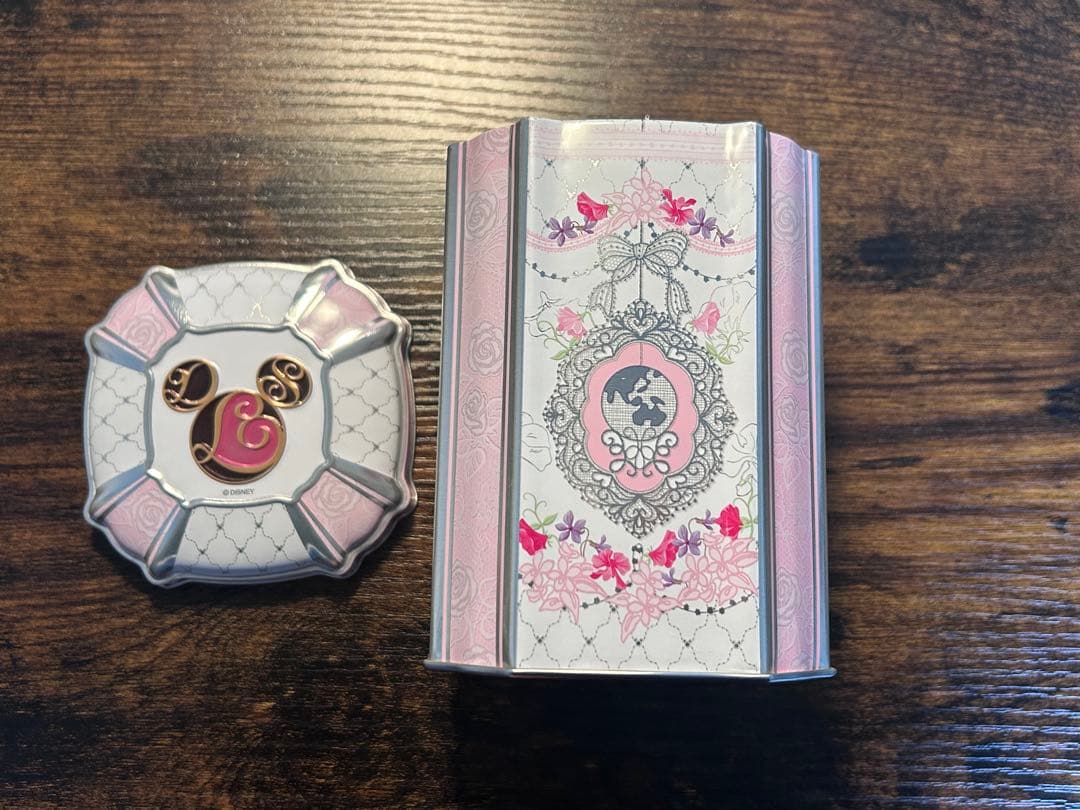 東京ディズニーリゾート バレンタイン お菓子缶 中身なし　他