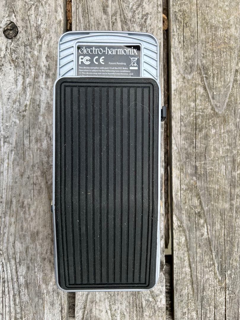 エレクトロハーモニクス Crying Bass