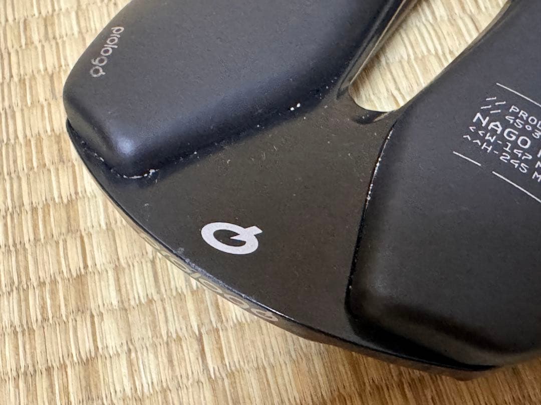 PROLOGO NAGO R4 PAS サドル 147mm x 245mm