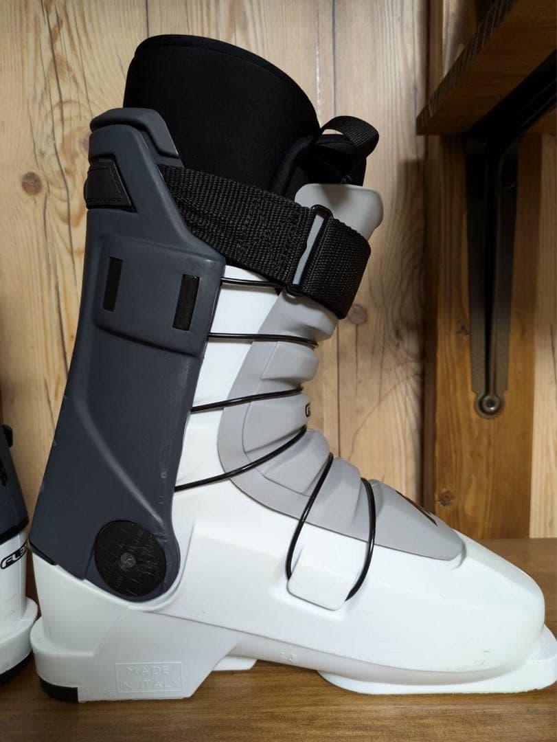 K2 REVOLVER PRO スキーブーツ