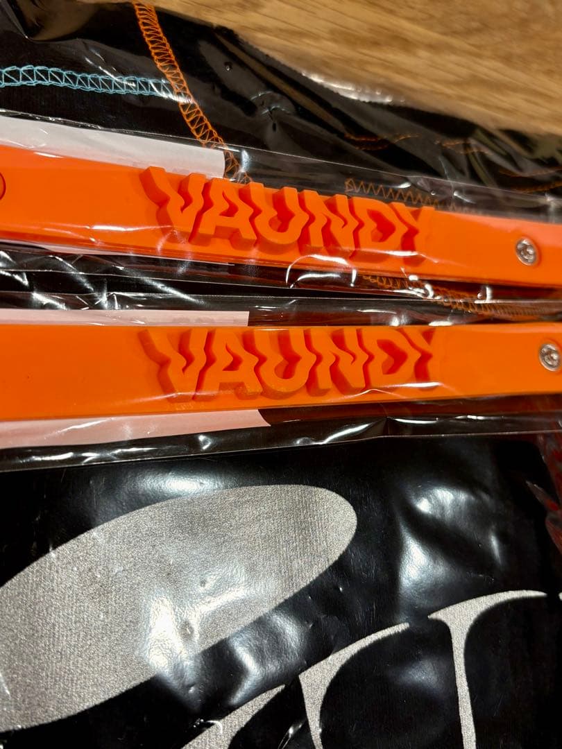 VAUNDY DOME TOUR 2026 SILENCE Ｔシャツ、フォンタブ