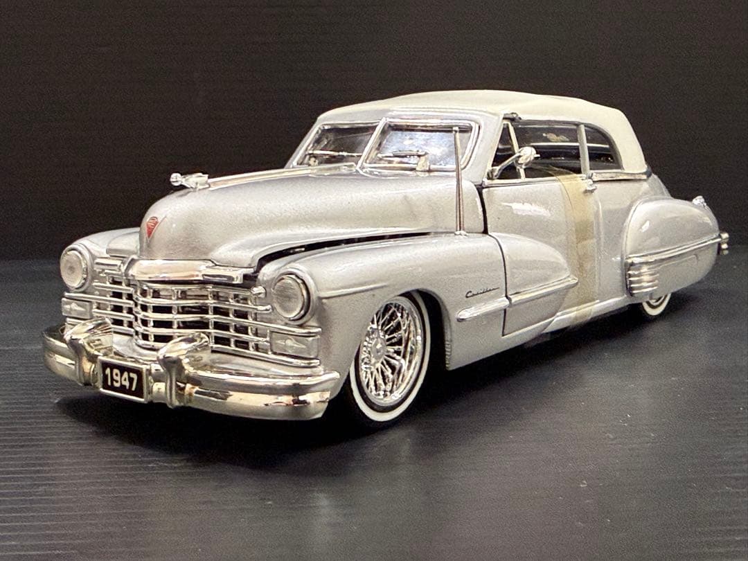 【1947年】キャデラック　ローライダー(新品)【 1/24スケール】JADA