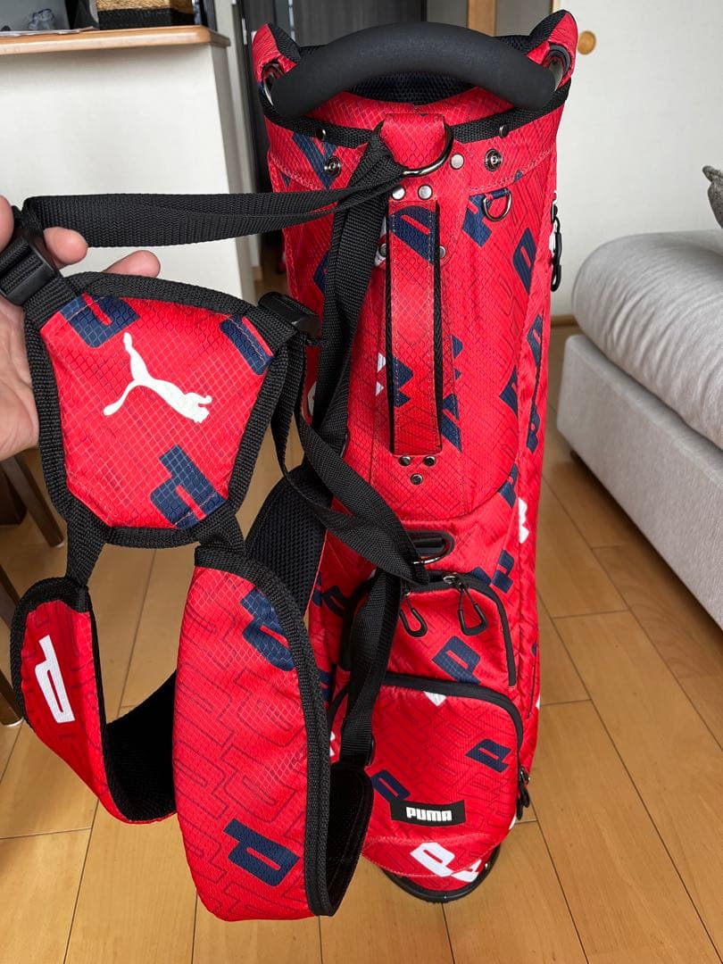 美品PUMAプーマ　スタンド式キャディバッグ 軽量2.8kg Pグラフィック