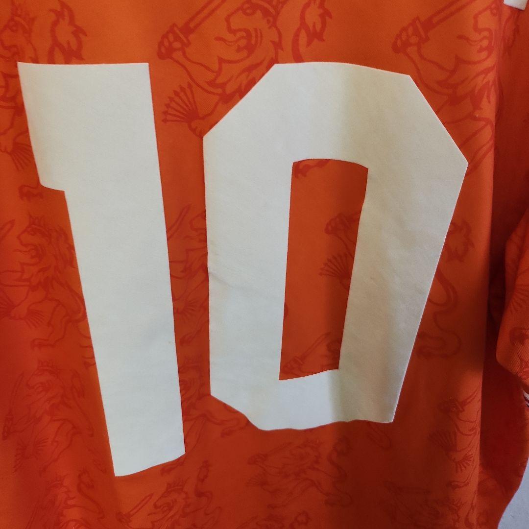 ベルカンプユニフォーム　lotto社製