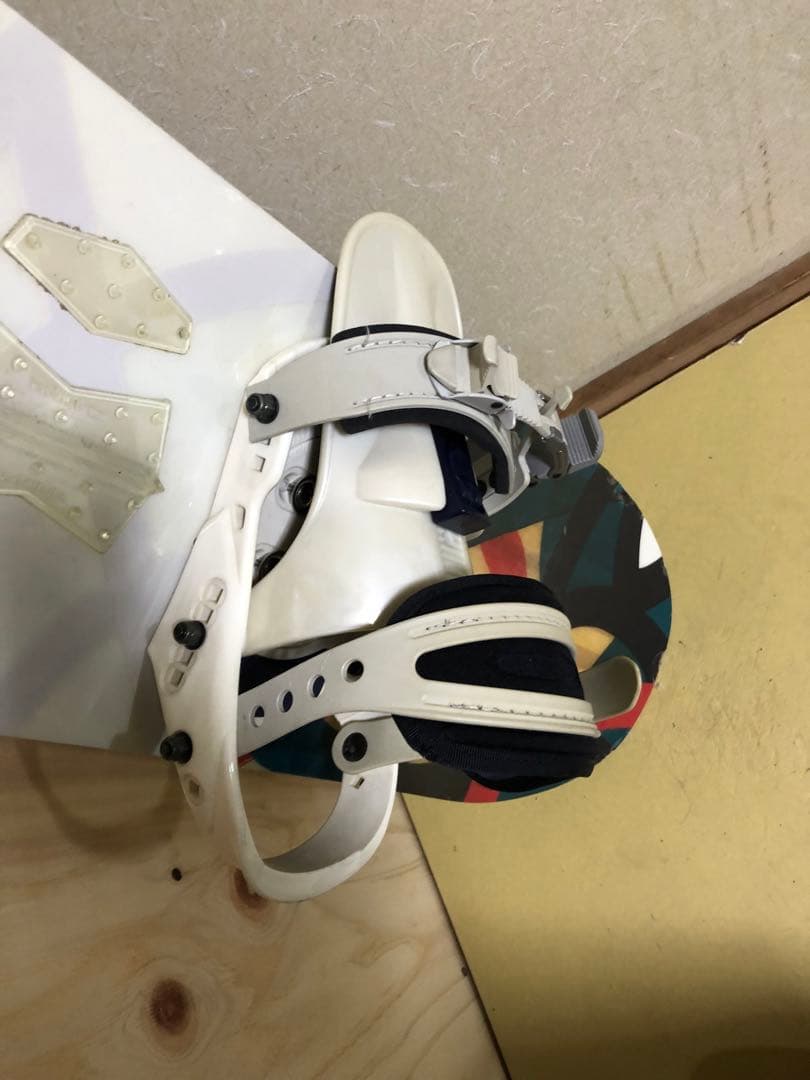 限界値引き　SALOMONスノーボードFLUXビンディングセット