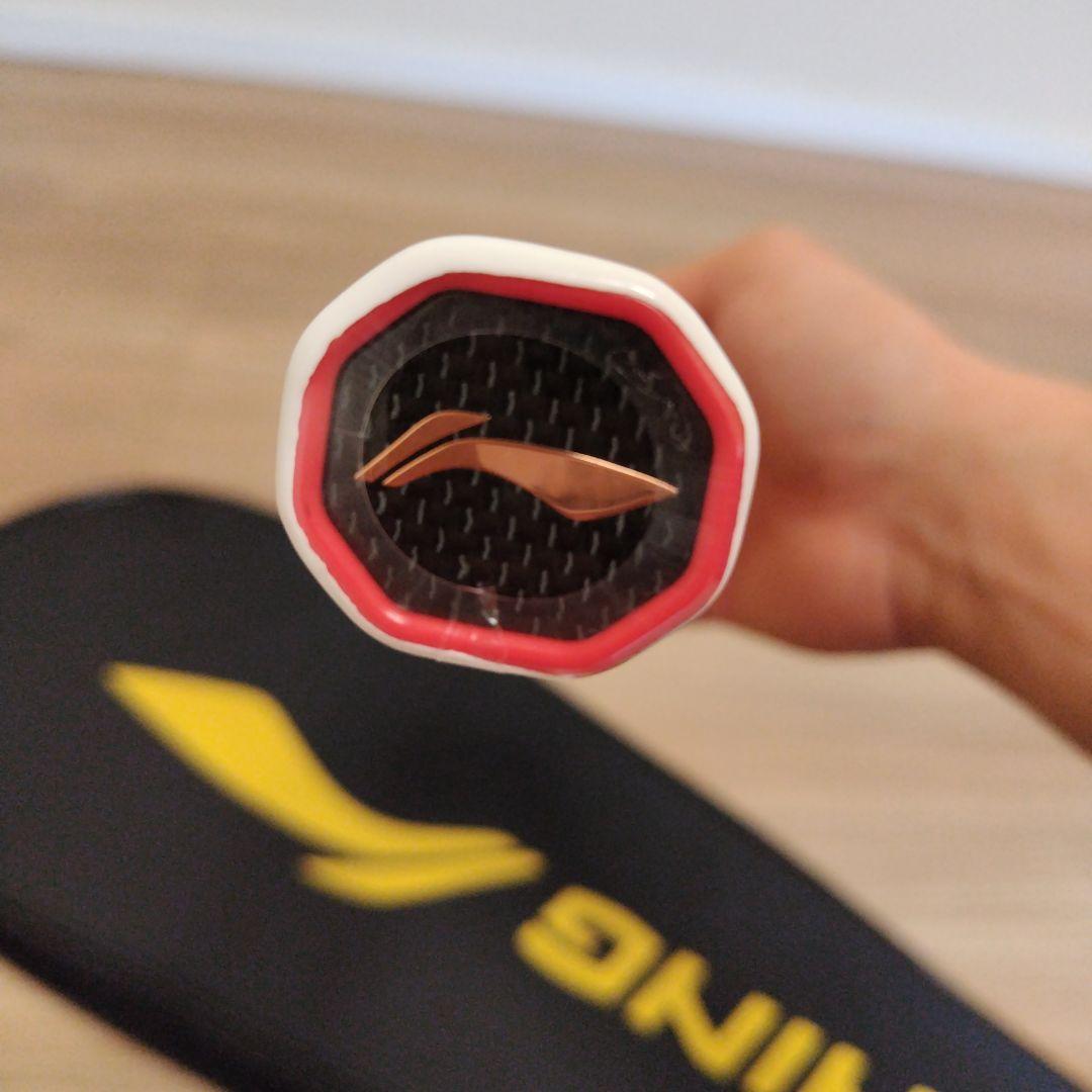 リーニン　AERONAUT9000C 4UG6　ガット張り込み