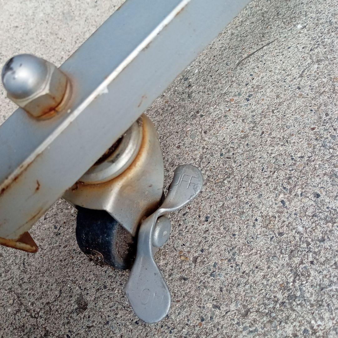 照明付き　看板 キャスター付き　移動式　屋外用