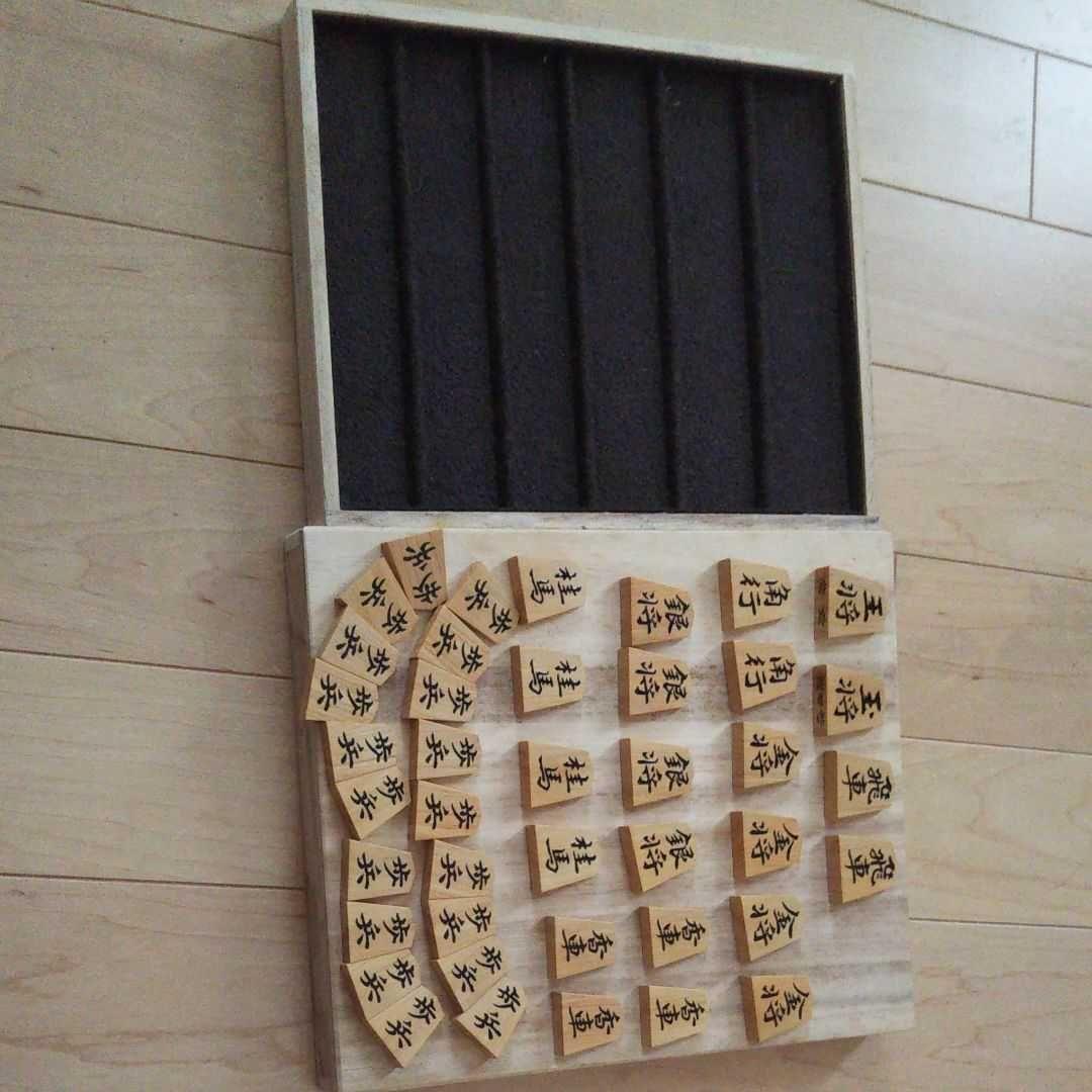 将棋駒　淡月作　本榧　柾目　盛上駒　雅峰書