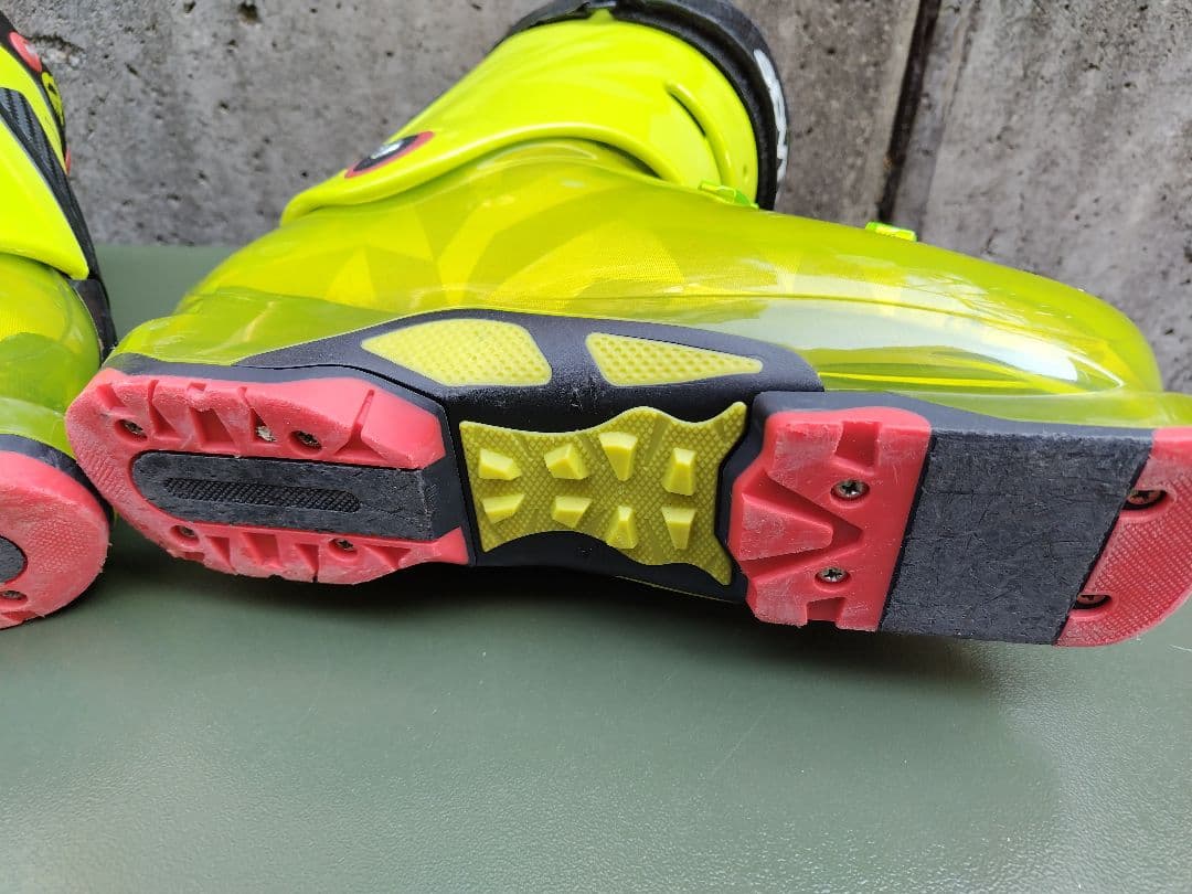 【USED】K2 Spyneスキーブーツ 110 SC ショートカフ