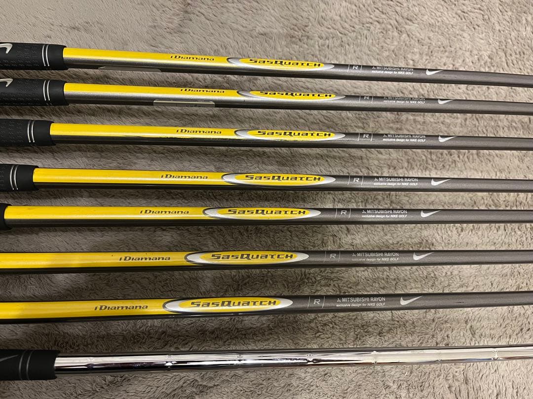 ナイキ【サスクワッチ】アイアンセット7本　ウェッジ付き