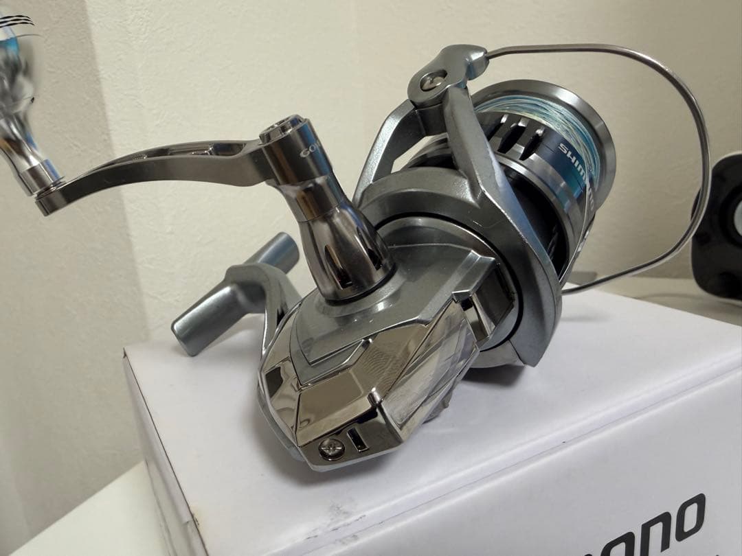 シマノ　21ナスキー　c5000xg ゴメクサスリールハンドル付き