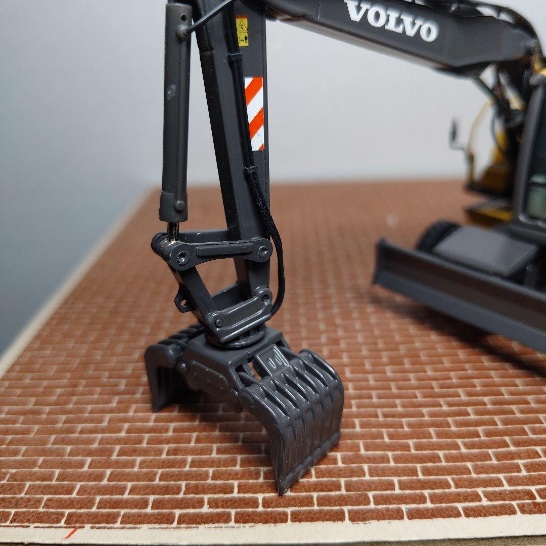 VOLVO EW180C ホイール式グラップル ボルボ NZG 1/50