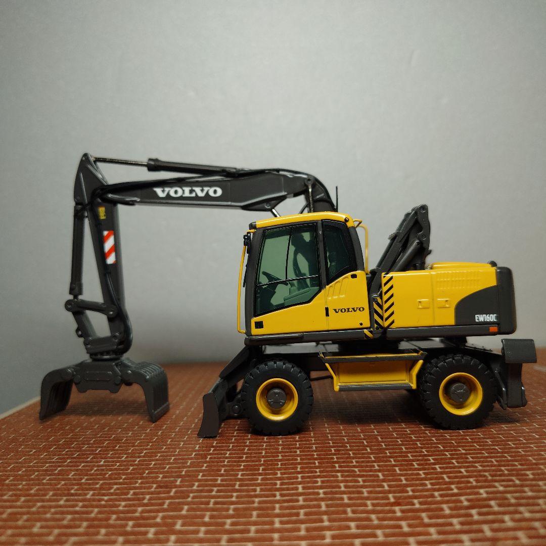 VOLVO EW180C ホイール式グラップル ボルボ NZG 1/50