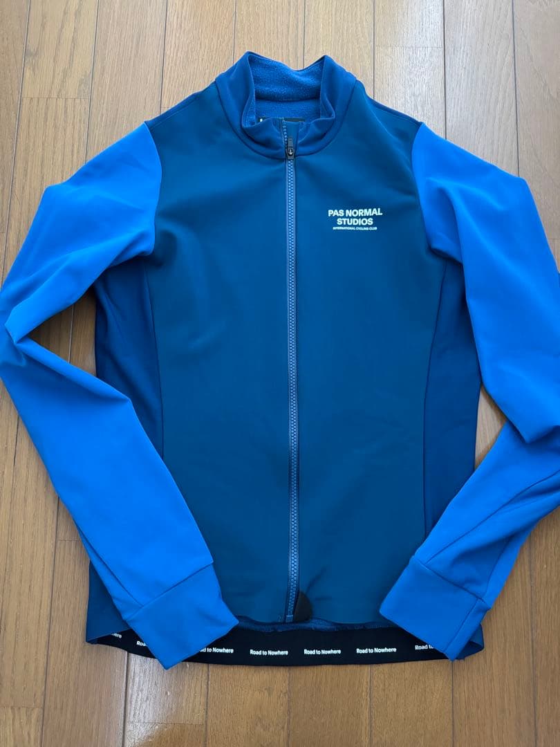 PAS NORMAL STUDIOS サイクルジャージ +ボトル付き