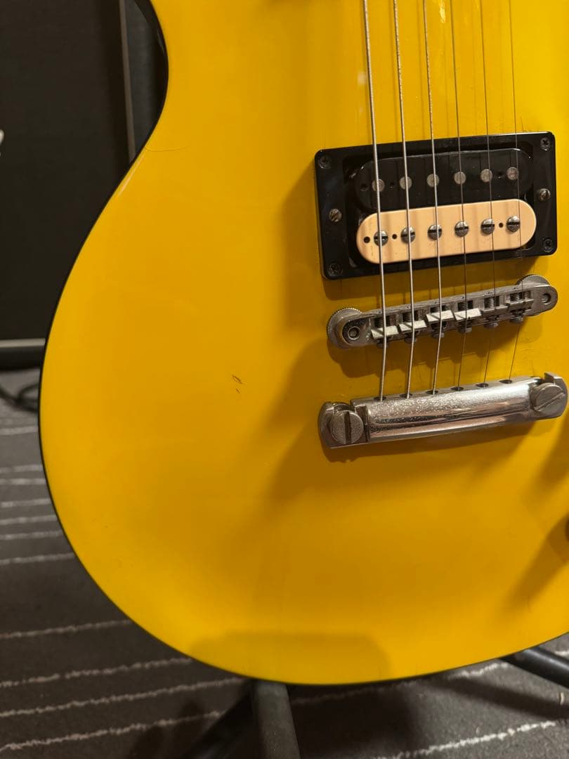 TAK MATSUMOTO／松本孝弘 モデル キャナリーイエロー