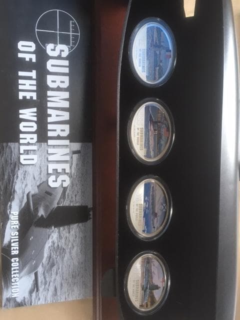 記念 フィジー 2010 潜水艦  4枚