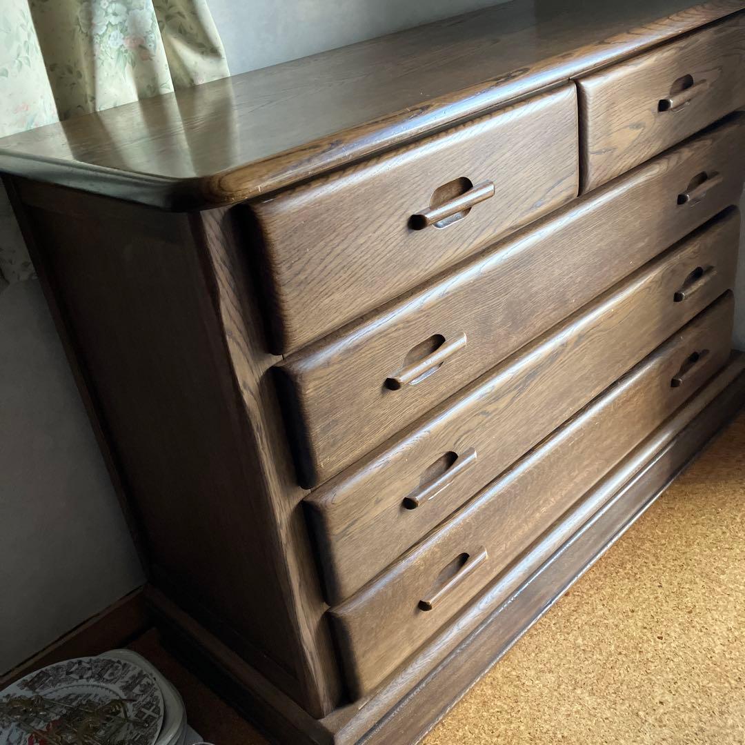 天然木　高級タンス