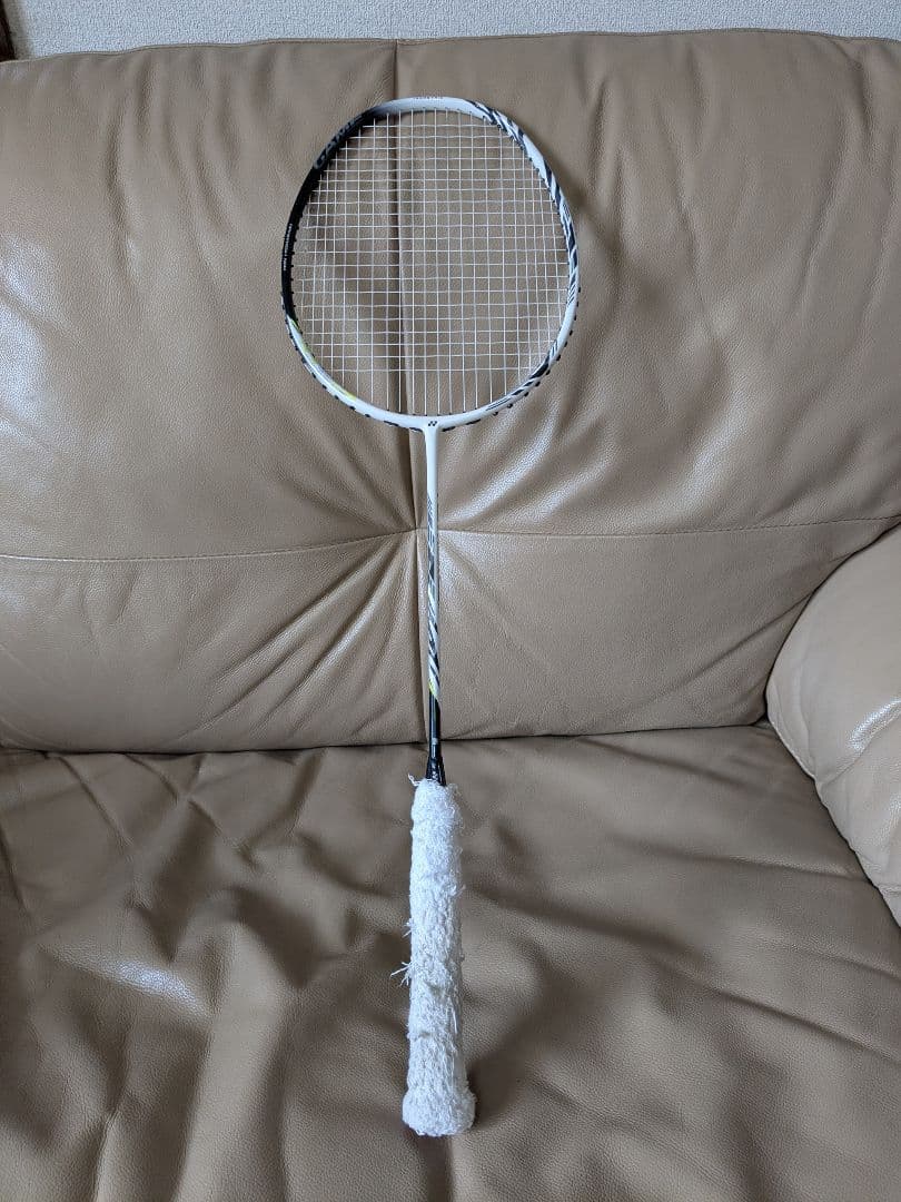値下げ☆美品☆YONEX ASTROX 99 GAME ラケット