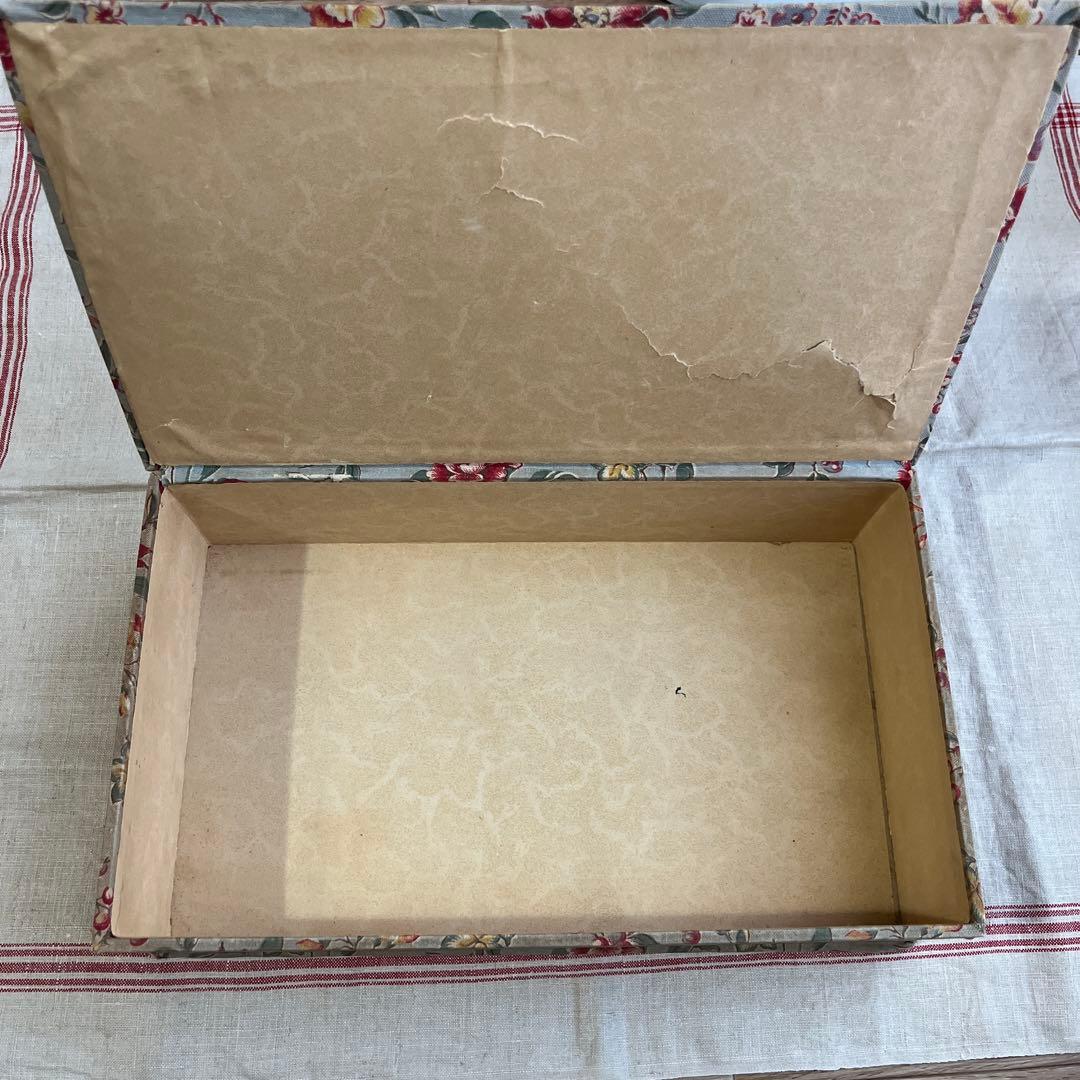 フランスアンティーク　カルトナージュ　花柄　箱