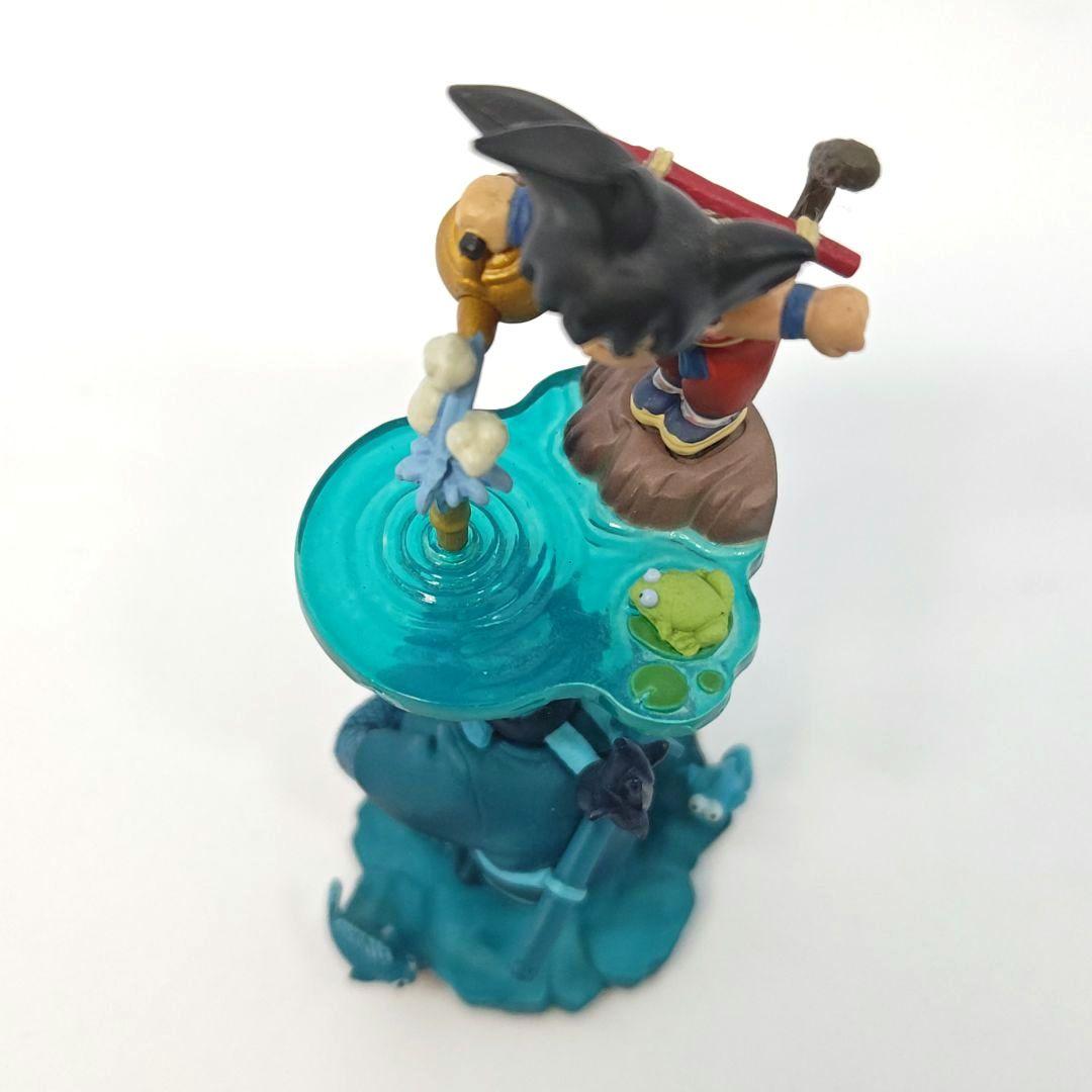 ドラゴンボールカプセル【摩訶不思議 総集編】ムラサキ曹長 VS 孫悟空