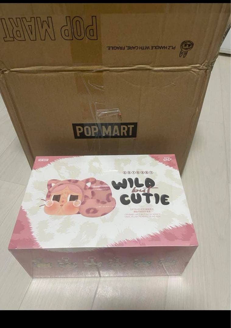 ポップマート CRYBABY ワイルドバットキューティーシリーズ