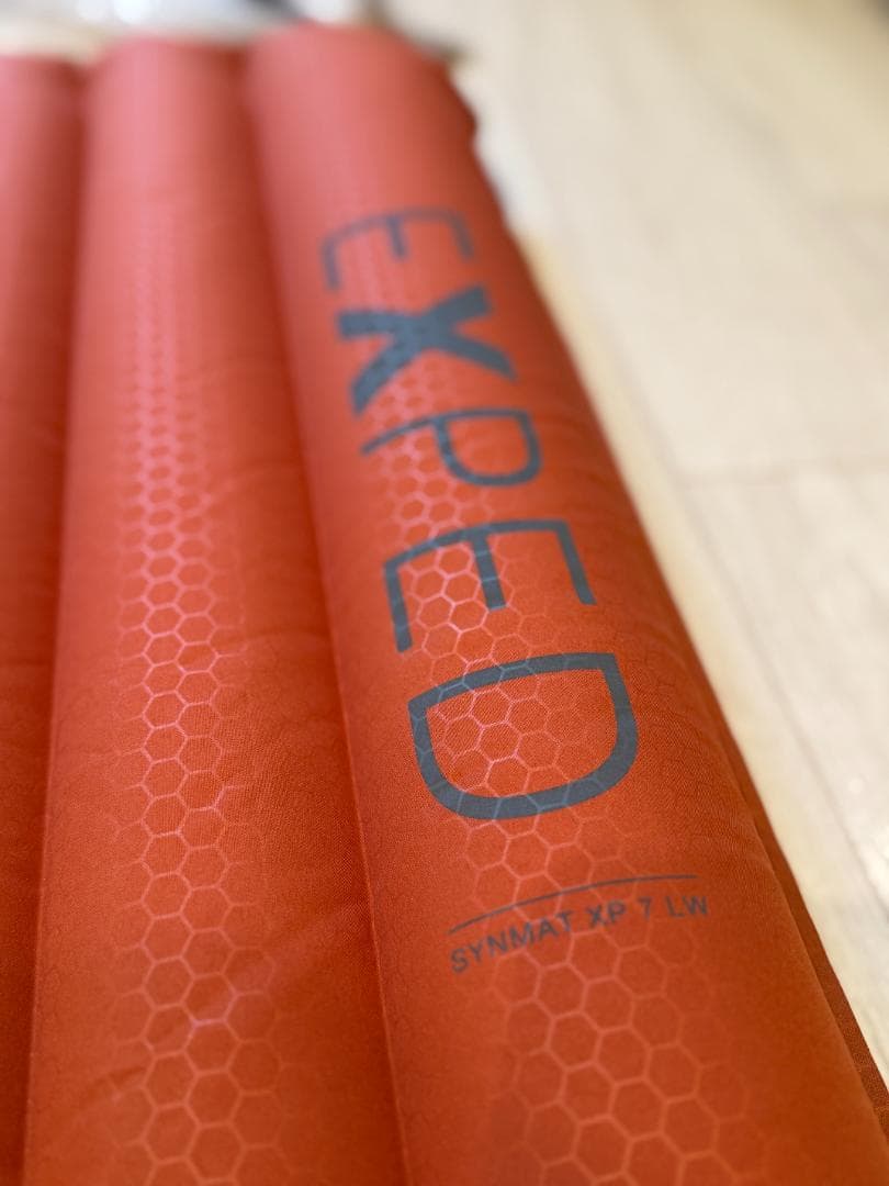 新品・未使用 Exped SynMat XP 7LW 受賞冬マットR値 4.8