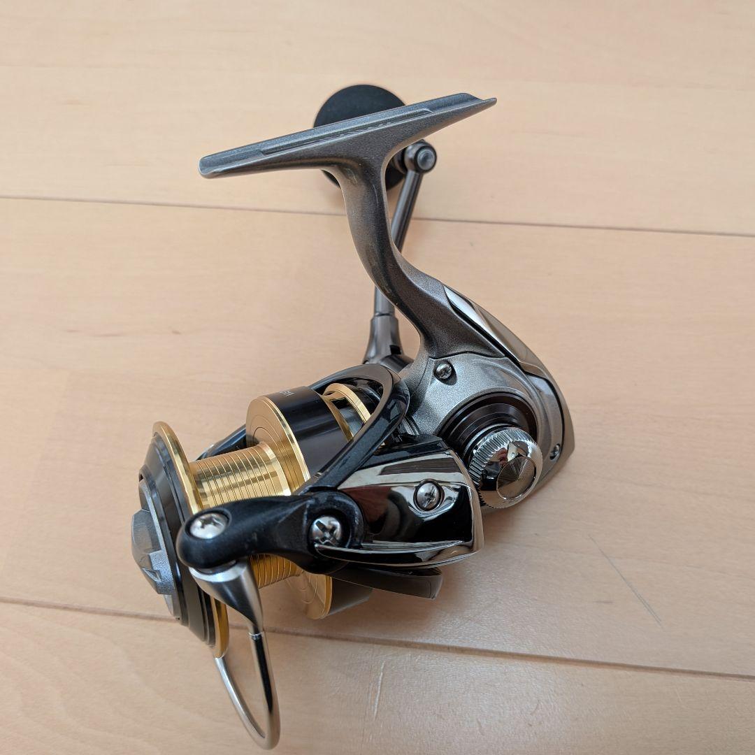 ダイワ　Daiwa　ヴァデル　4000H　リール