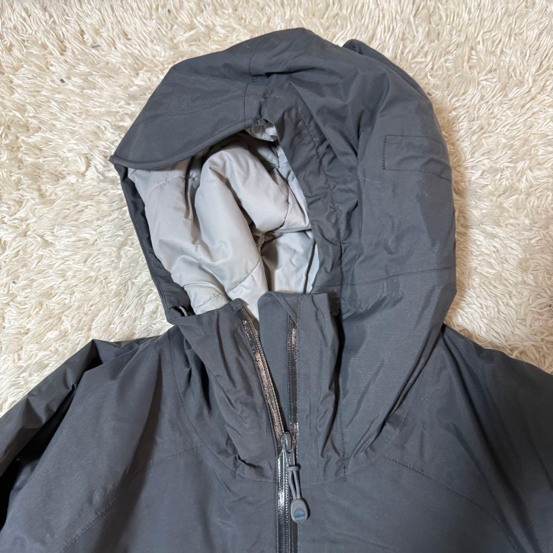 モンベル　スキーウエア　ダウンジャケット　Mサイズ　グレー　ブラック