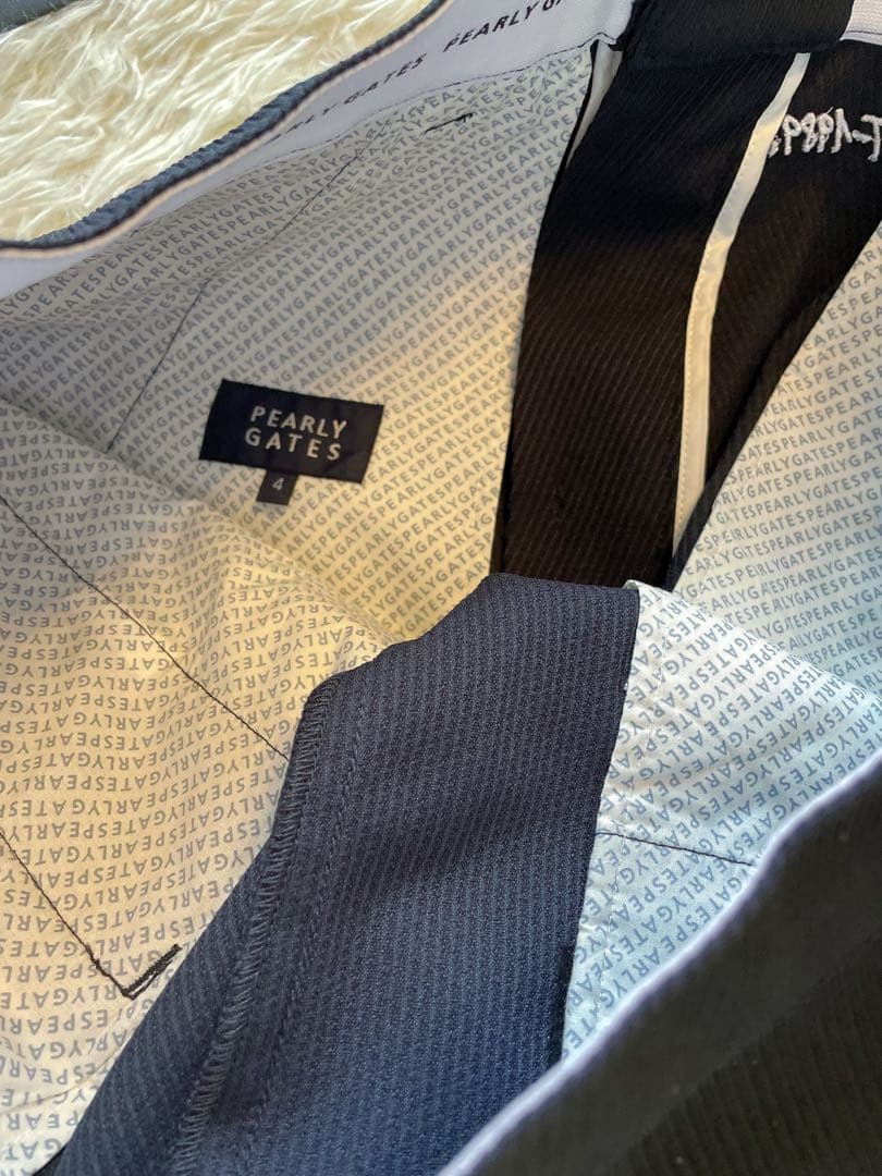 人気完売品パーリーゲイツパロディロゴ柄のカルゼジャガードショートパンツサイズ4