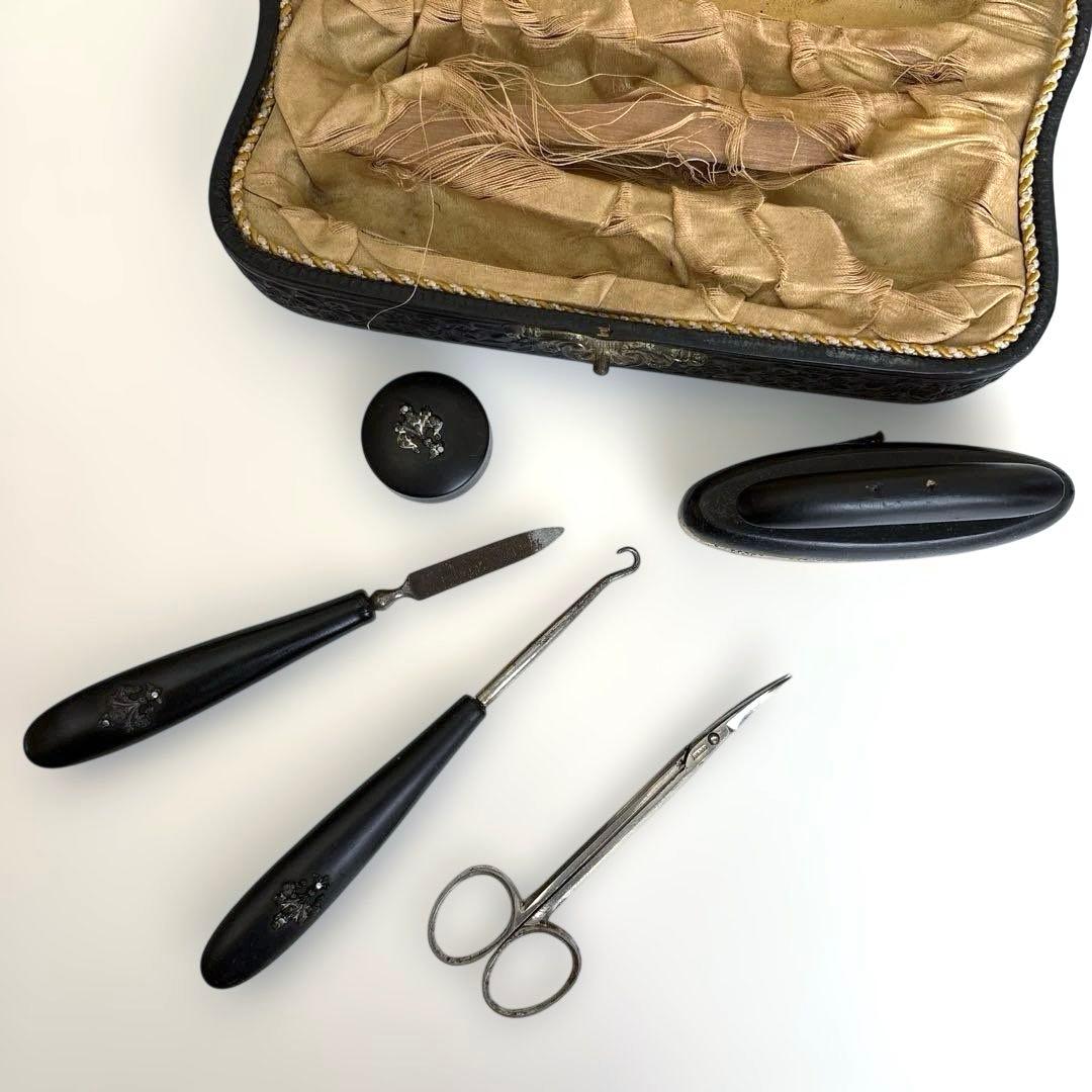 アンティーク　バニティセット　セルロイドボックス　天使と薔薇　百合