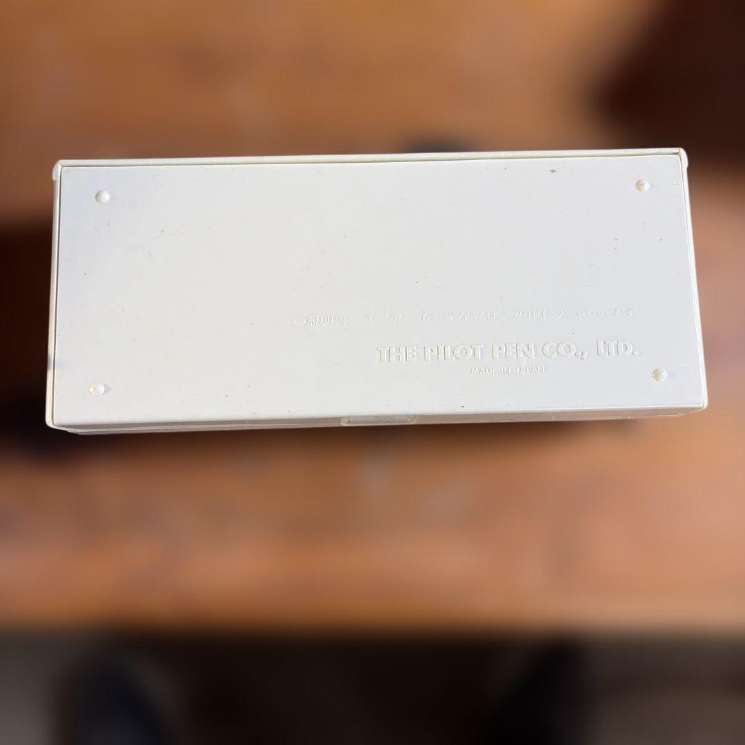 昭和レトロ　パイロット万年筆　18kー750 1977年12月製　新品未使用