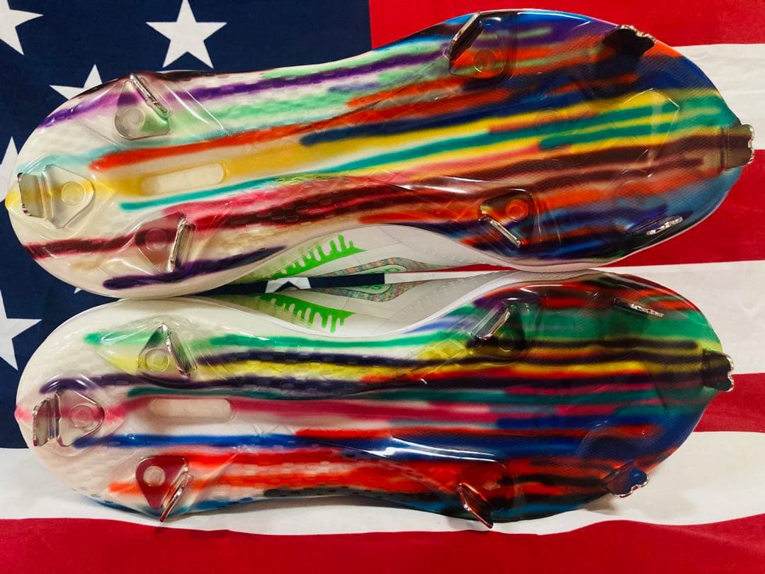 新品未使用adidas アディダスICON BOOST Dripped out